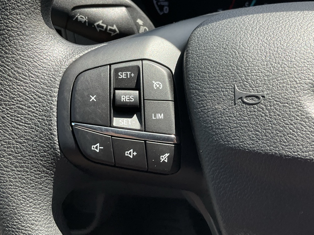 2025 Ford Transit photo 9