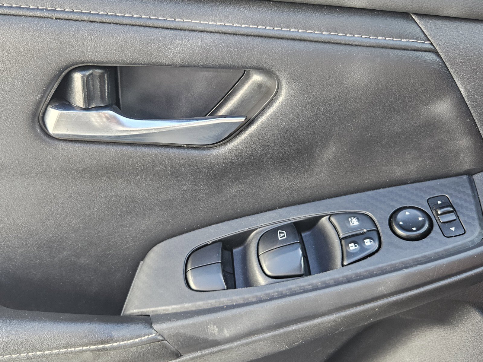 2021 Nissan Sentra SV photo 13
