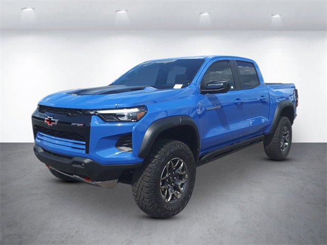 2025 Chevrolet Colorado ZR2's photo