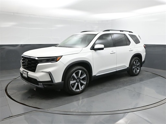 2025 Honda Pilot Elite's photo