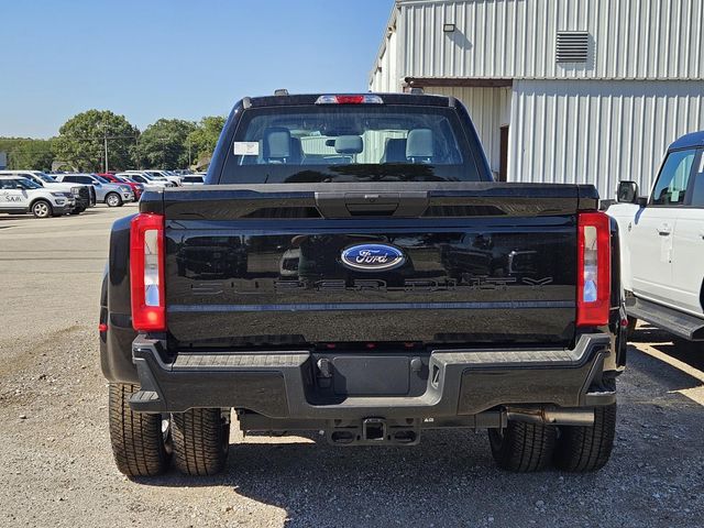 2026 Ford F-350 XL photo 4