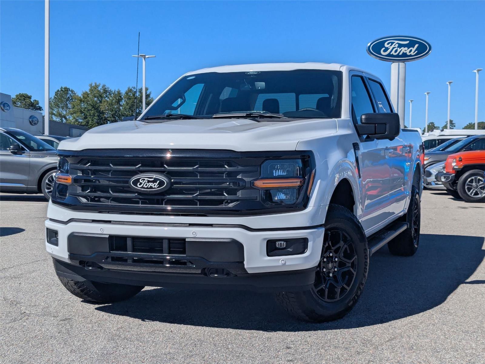 2025 Ford F-150 XLT's photo