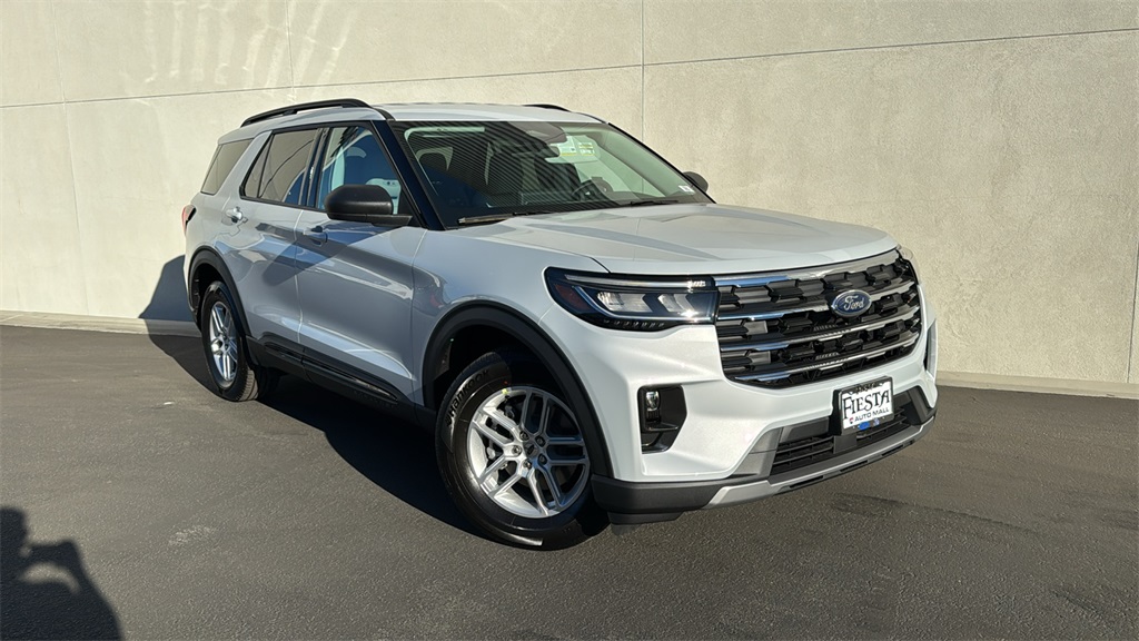 2026 Ford Explorer's photo