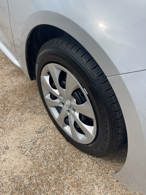 2024 Toyota Corolla LE photo 11