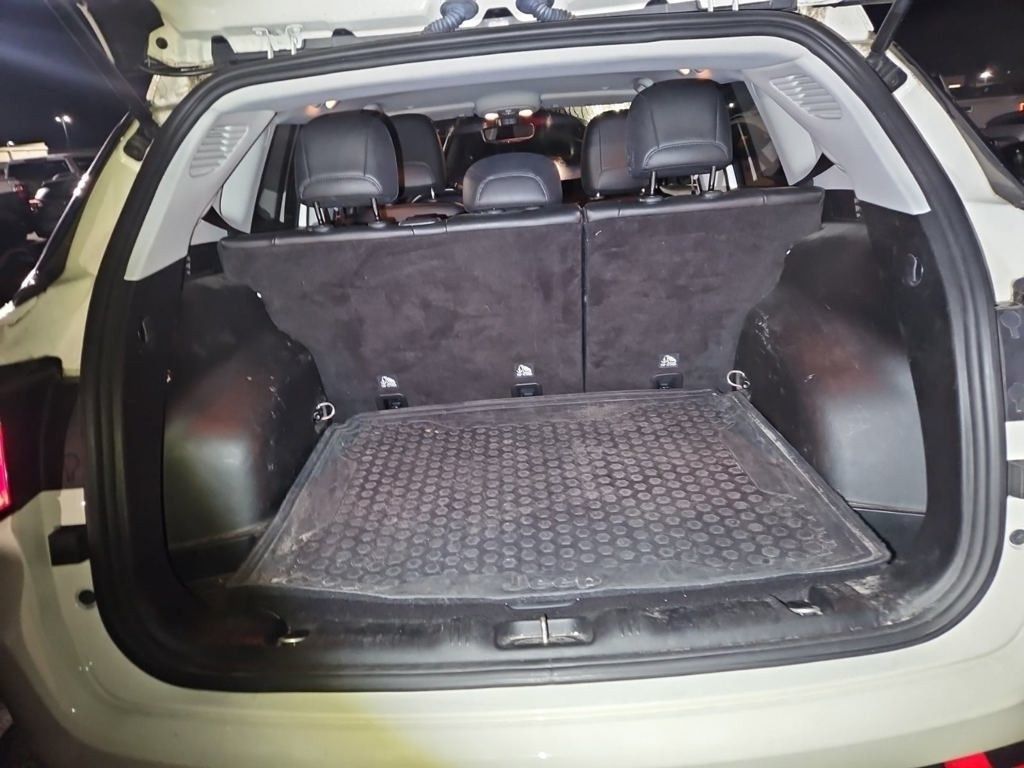 2019 Jeep Compass Latitude photo 4