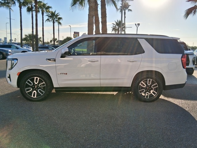 2023 Gmc Yukon AT4 photo 3