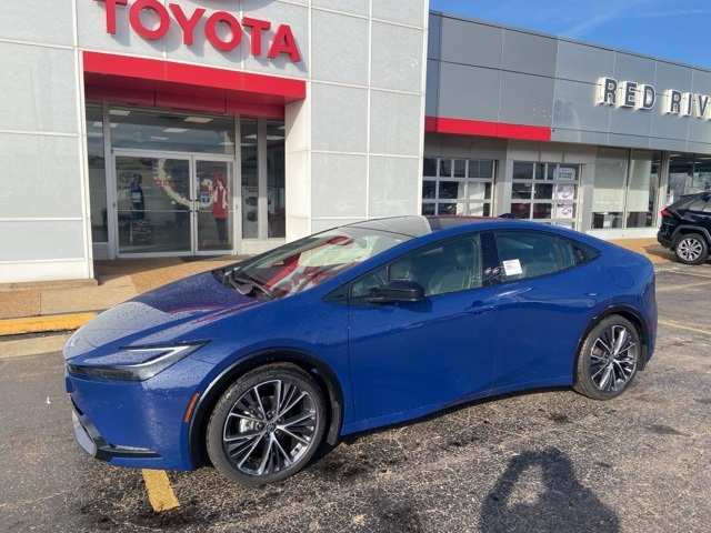 2026 Toyota Prius XLE's photo