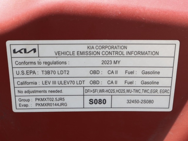 2023 Kia Sorento LX photo 30