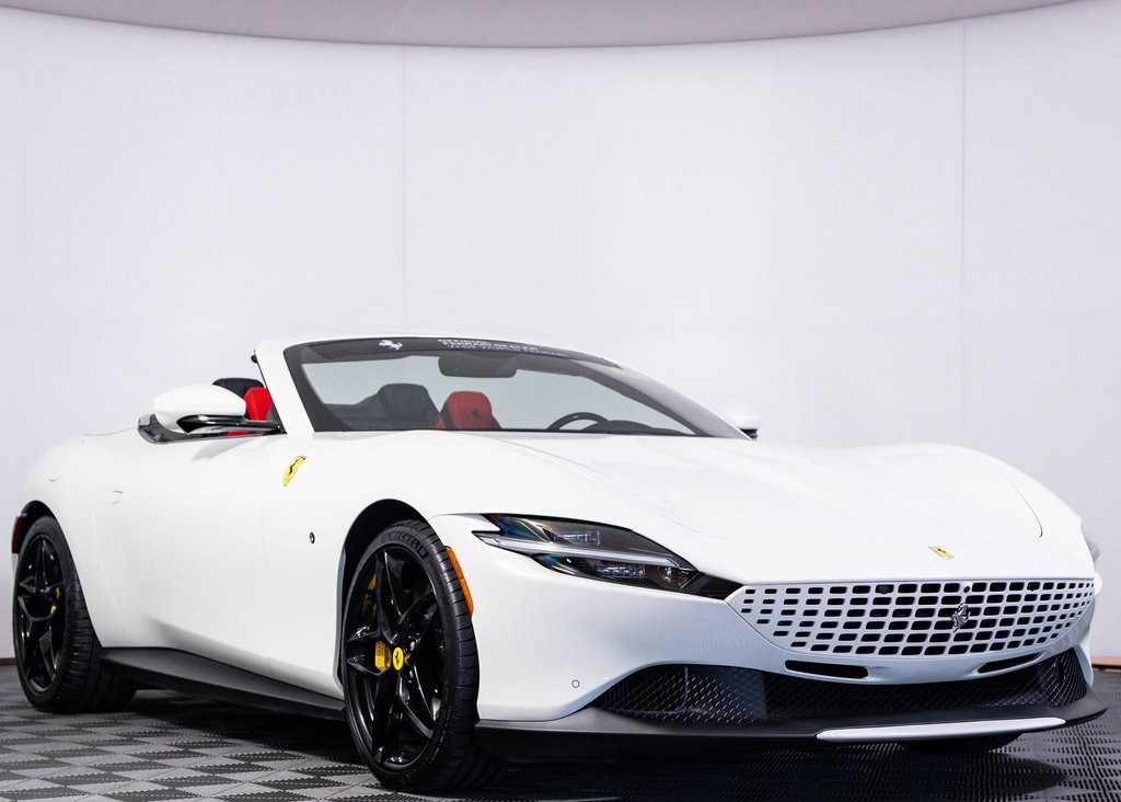 2024 Ferrari Roma Spider Base photo 6