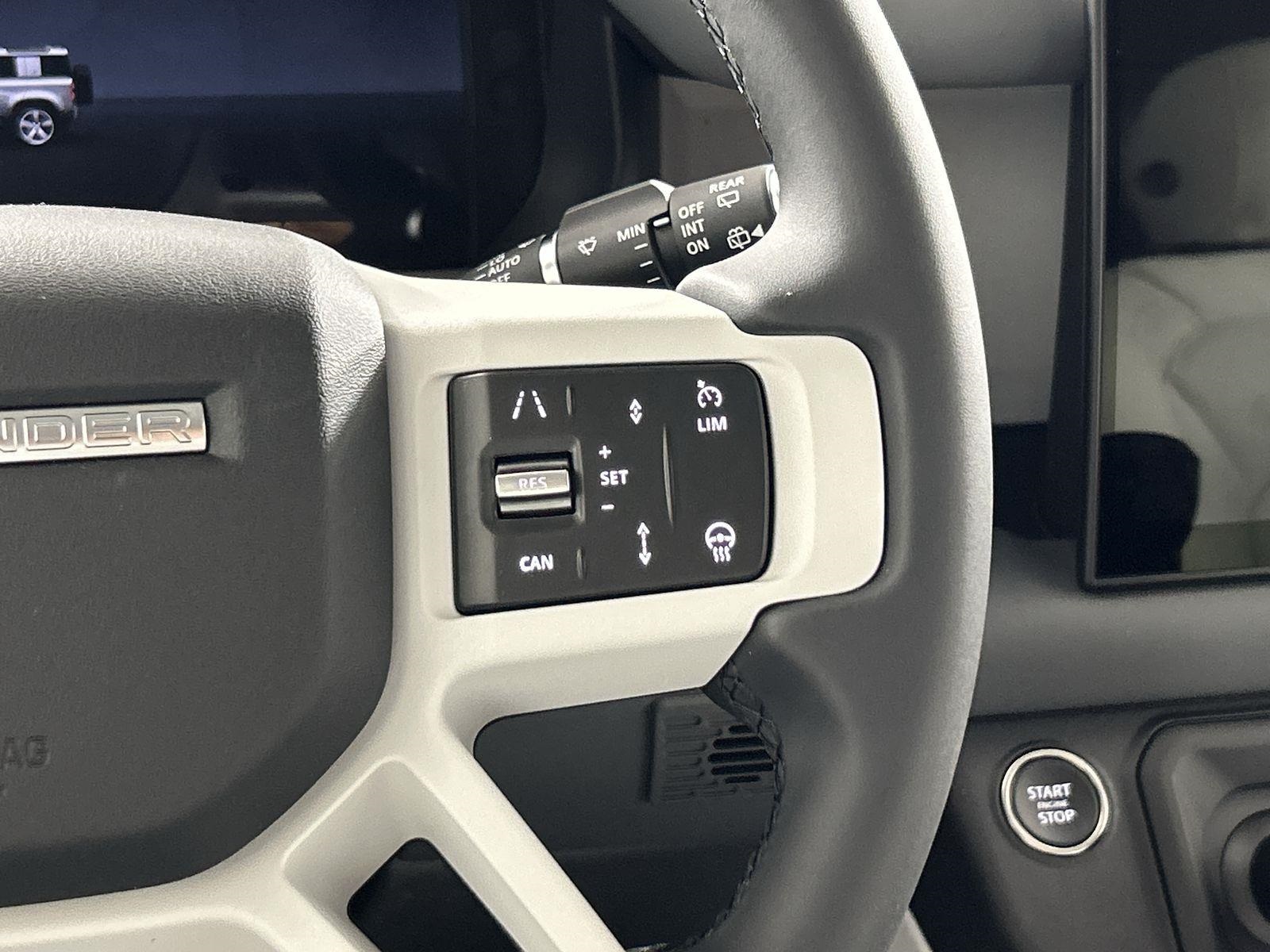 2025 Land Rover Defender 110 S photo 13