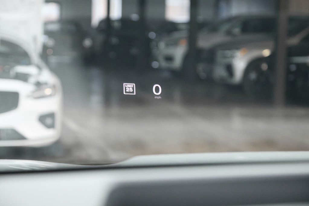 2025 VOLVO EX90 - Image 33