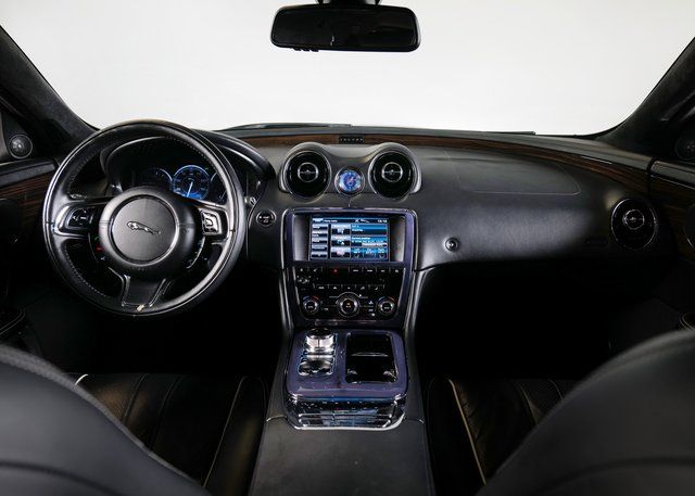 2013 Jaguar XJ XJL Portfolio photo 4