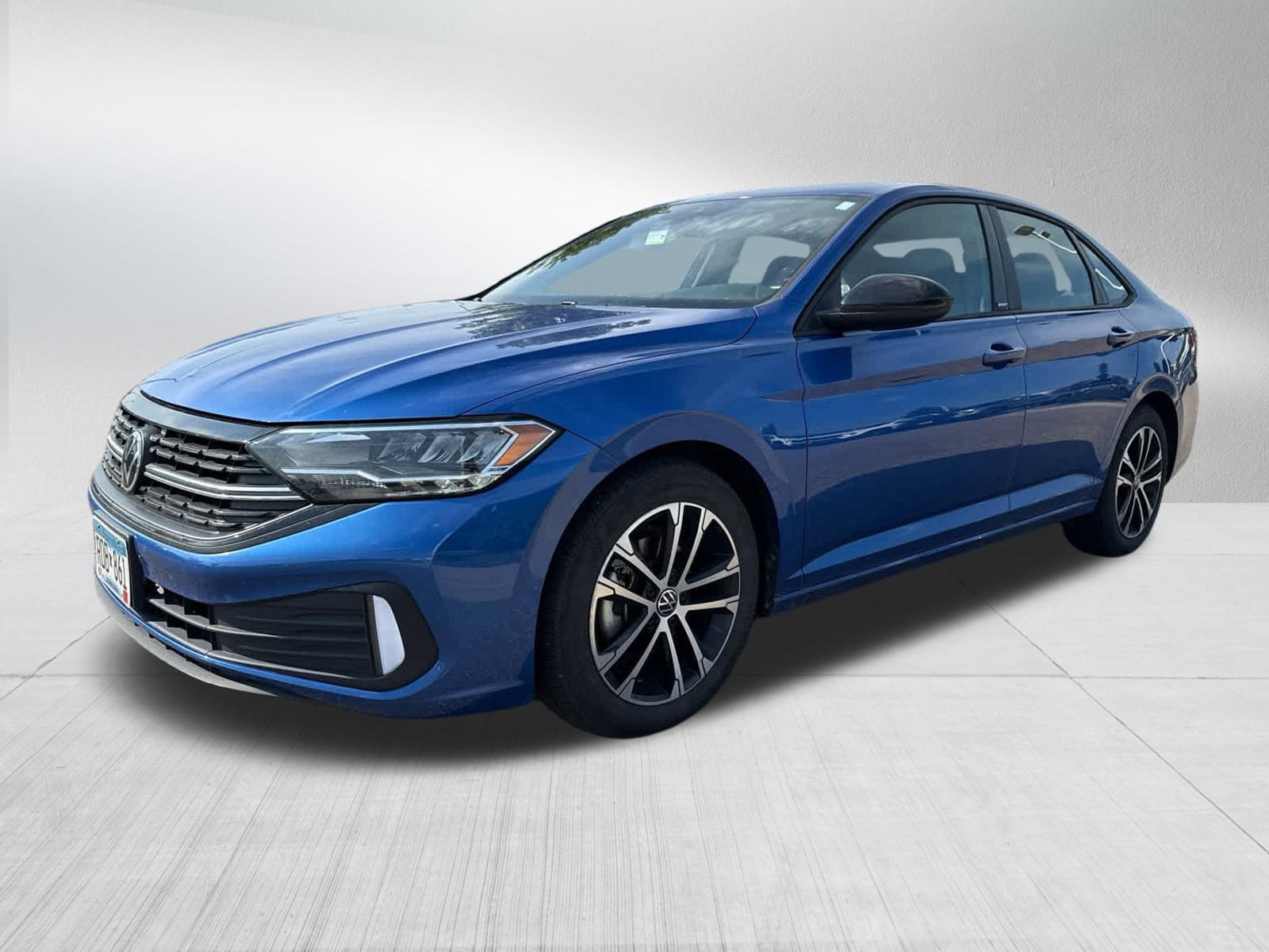 2024 Volkswagen Jetta Sport photo 3
