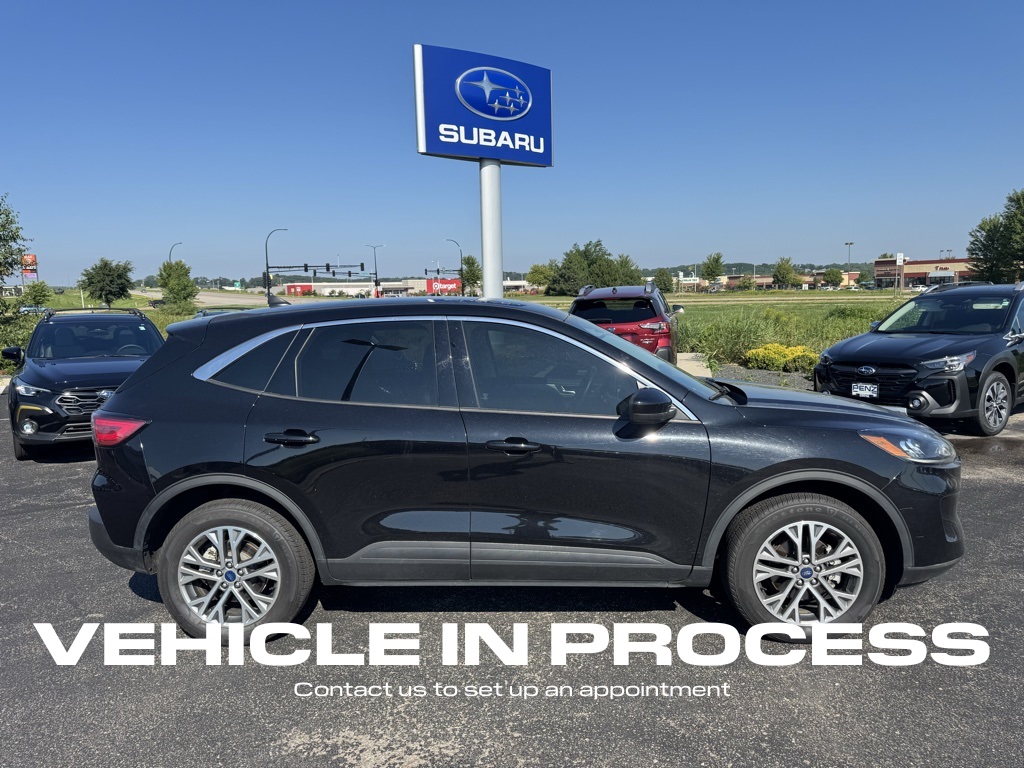 Used 2022 Ford Escape SEL with VIN 1FMCU9H91NUB81212 for sale in Rochester, Minnesota
