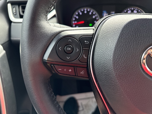 2021 Toyota RAV4 XLE Premium photo 29