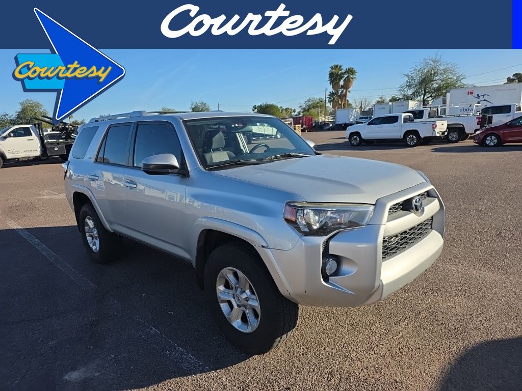 2015 Toyota 4Runner SR5's photo