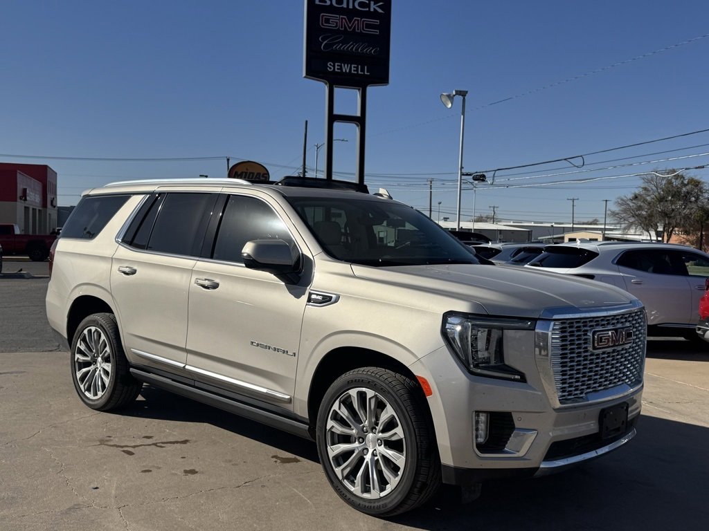 2022 GMC Yukon Denali's photo