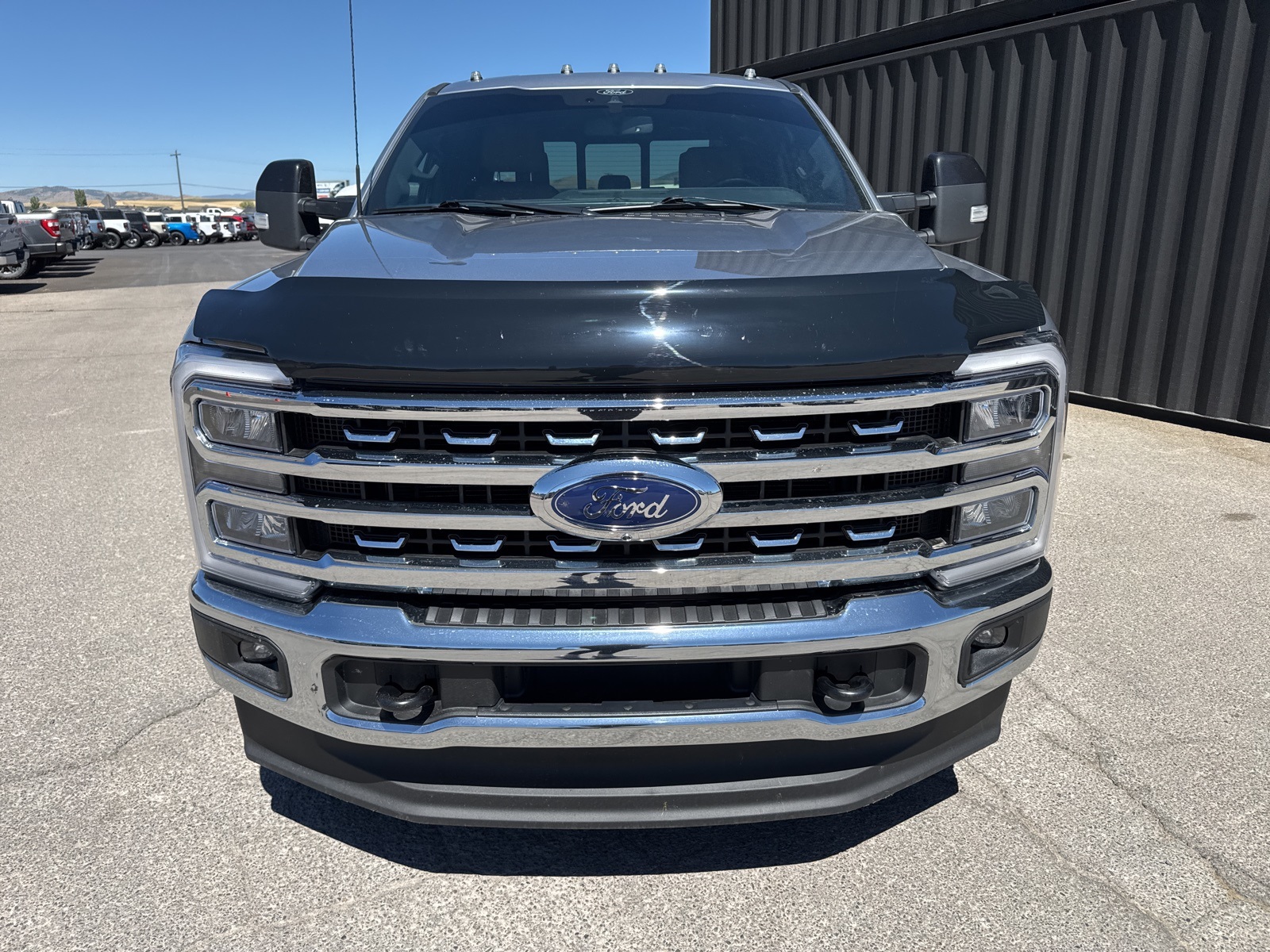 2024 Ford F-250 Lariat photo 3