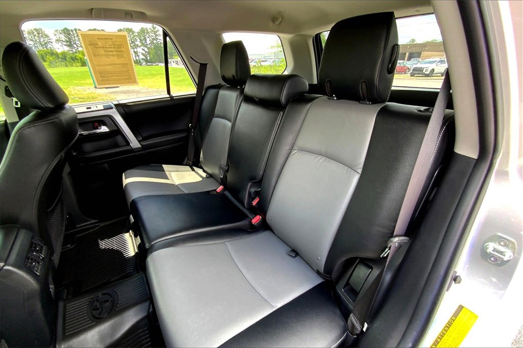 2023 Toyota 4Runner SR5 Premium photo 26