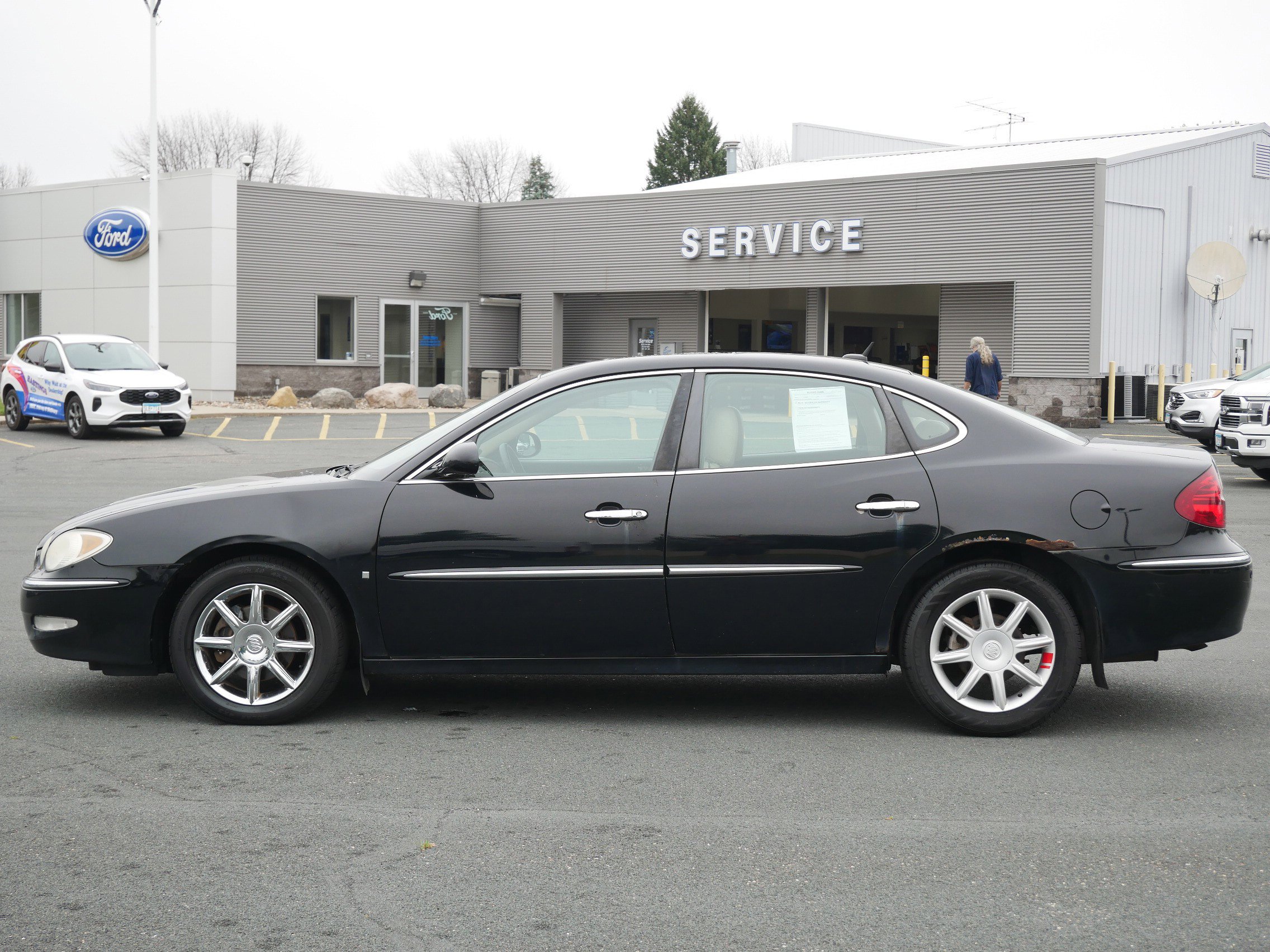 Used 2006 Buick LaCrosse CXS with VIN 2G4WE587X61199772 for sale in Hastings, Minnesota