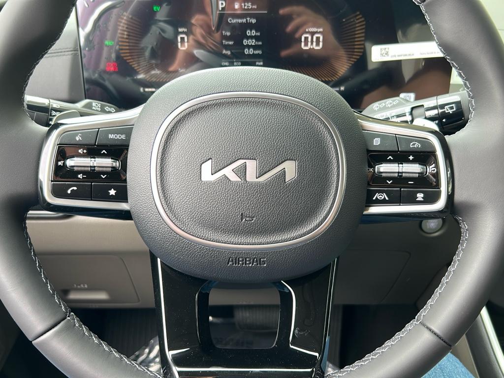 2026 Kia Carnival EX photo 22