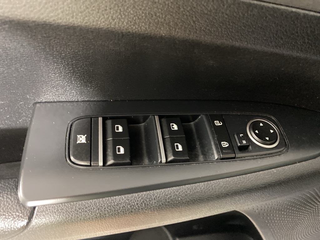 2020 Kia Forte LXS photo 11