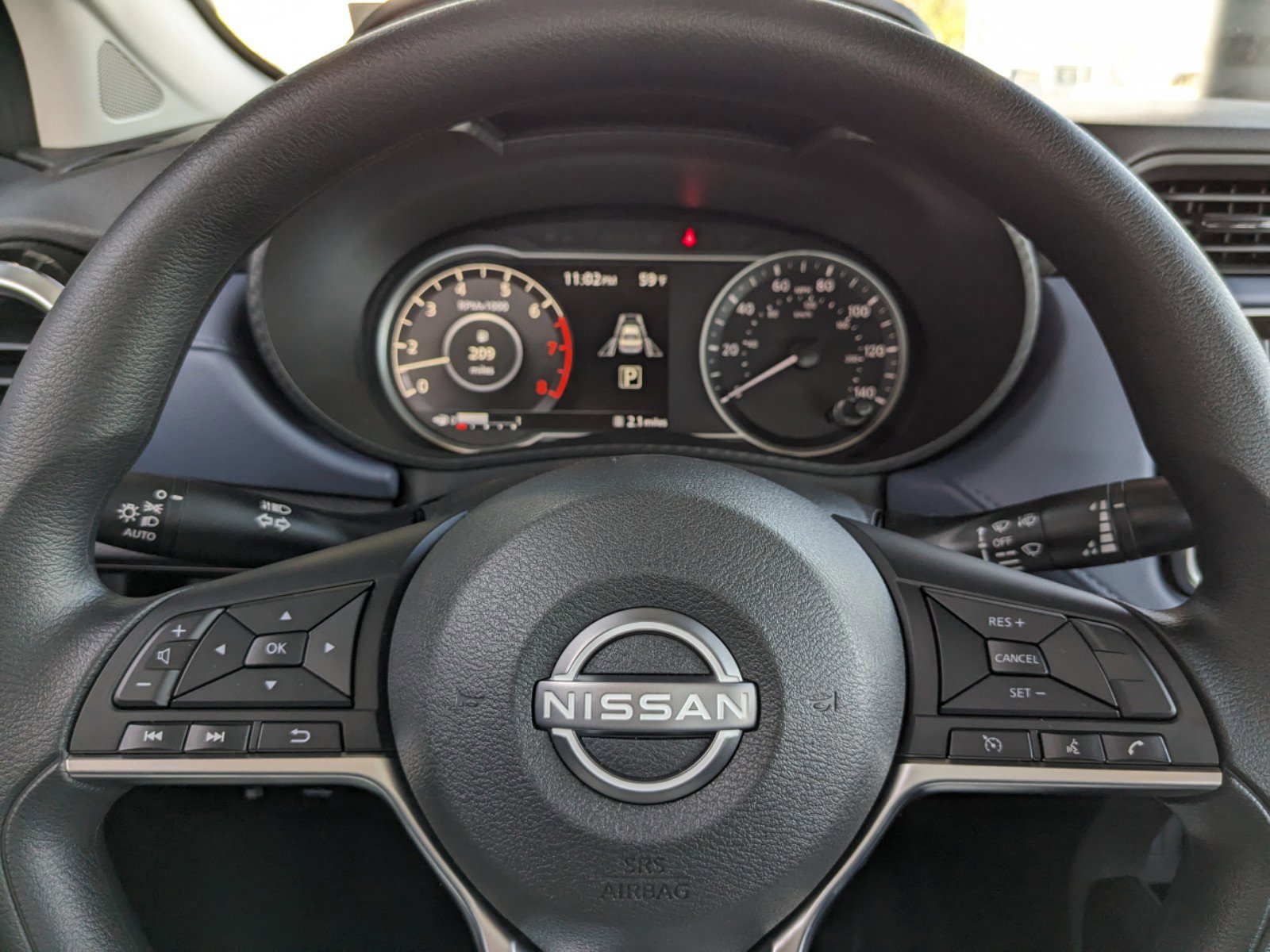 2025 Nissan Versa 1.6 SV photo 17