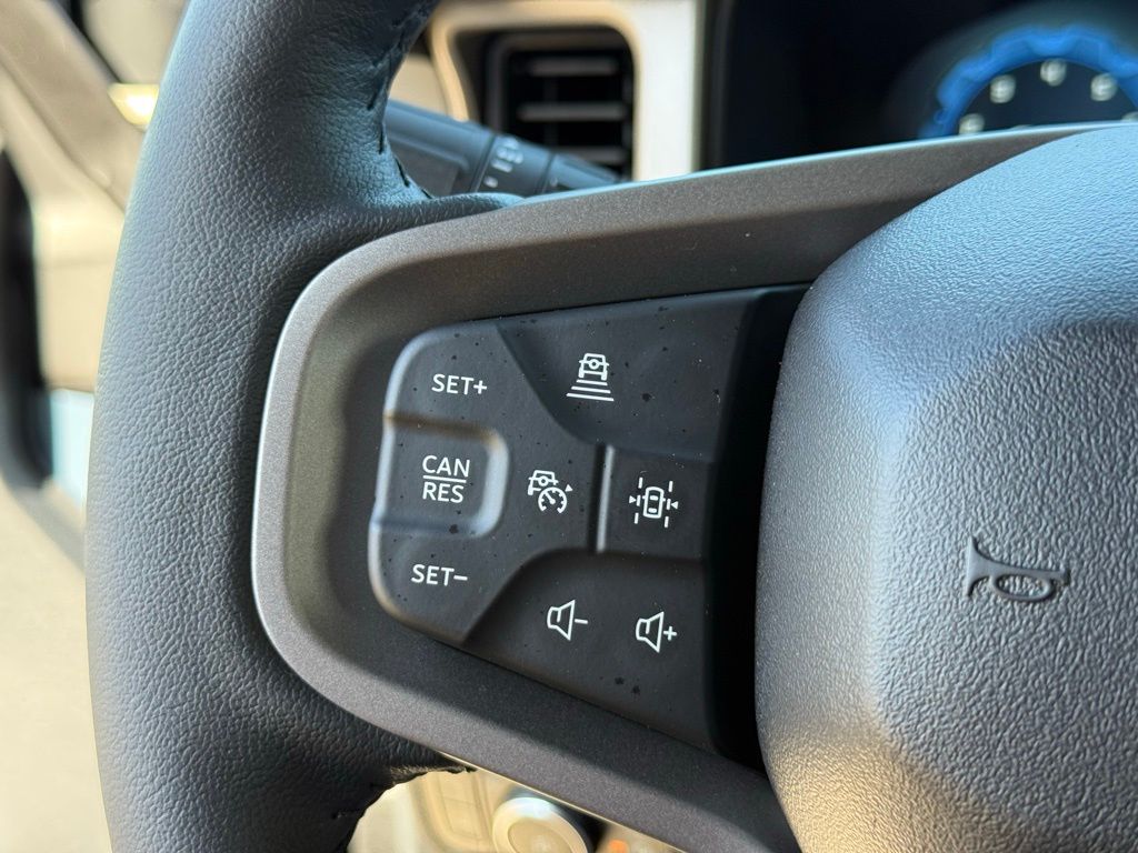 2025 Ford Bronco Outer Banks photo 15