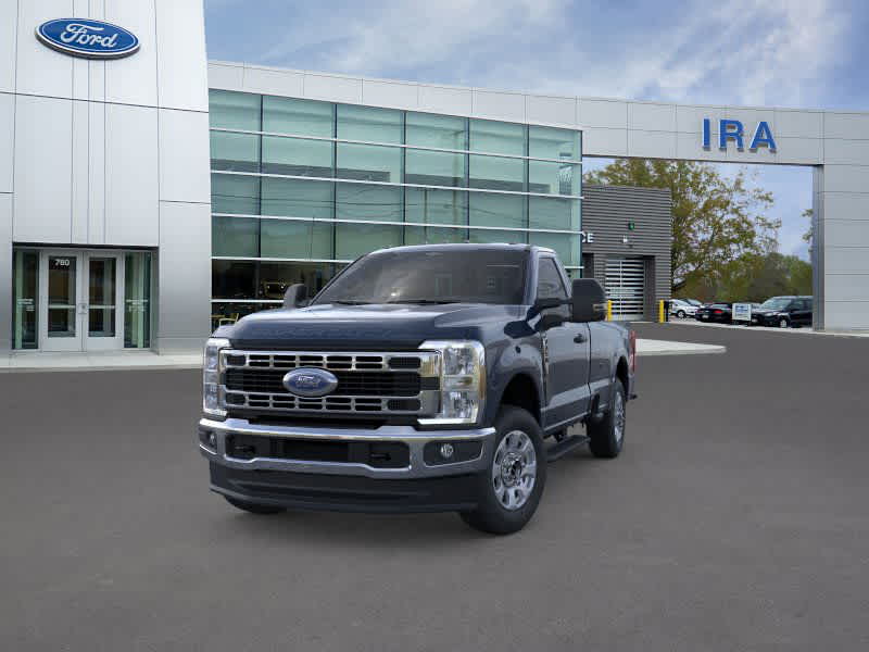 2025 Ford F-350 XLT photo 2