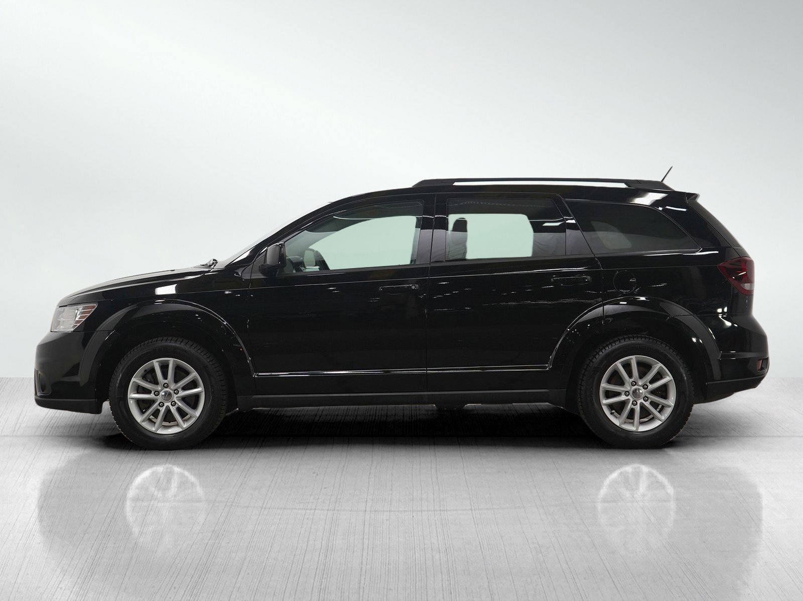 Used 2014 Dodge Journey SXT with VIN 3C4PDCBG3ET189896 for sale in Burnsville, MN
