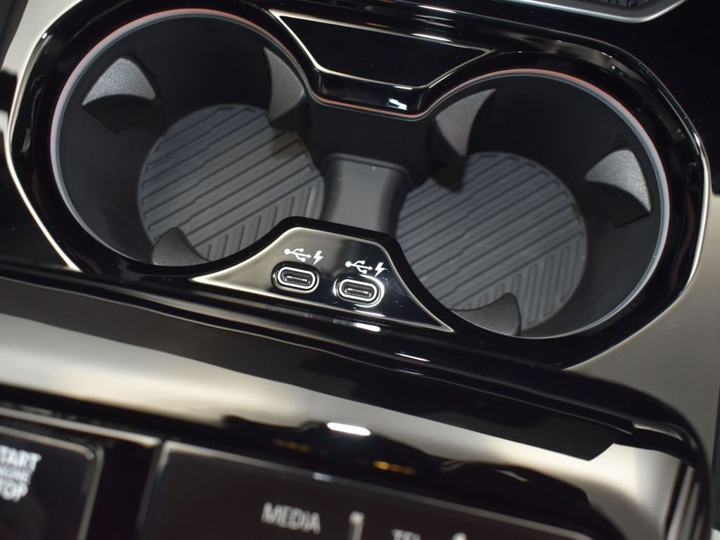 2026 Bmw 550e xDrive photo 24