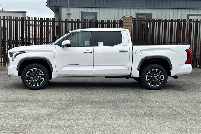 2026 Toyota Tundra Limited CrewMax photo 7