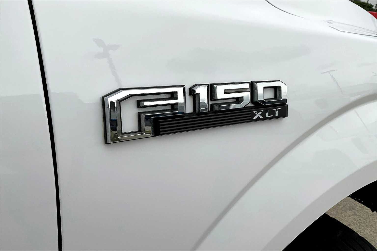 2020 Ford F-150 XLT photo 17