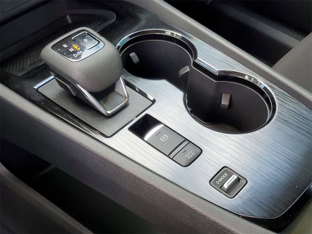 2025 Nissan Rogue S photo 30