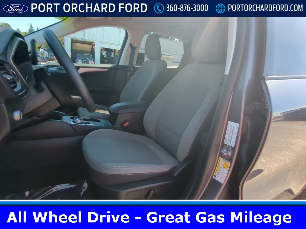 2022 Ford Escape SE photo 4