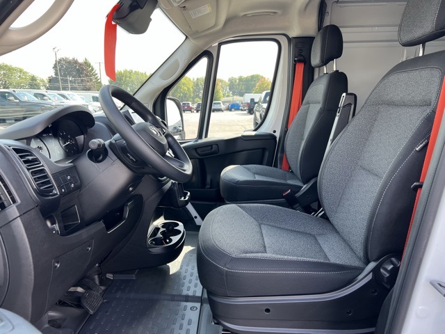 2025 Ram ProMaster 2500 photo 4