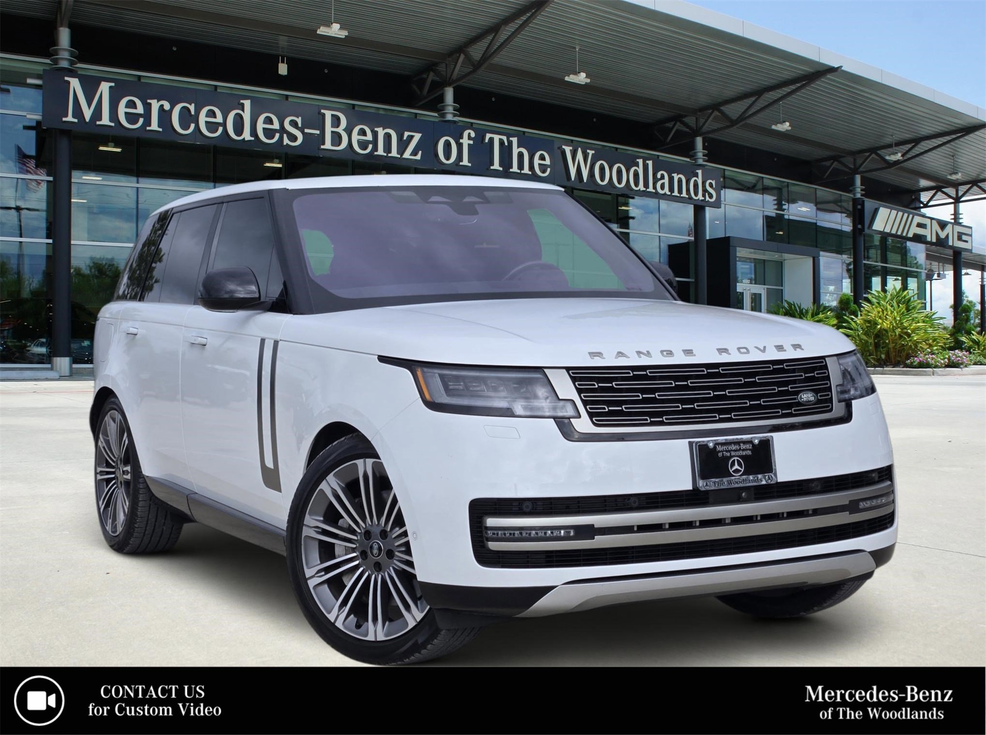2023 Land Rover Range Rover SE's photo