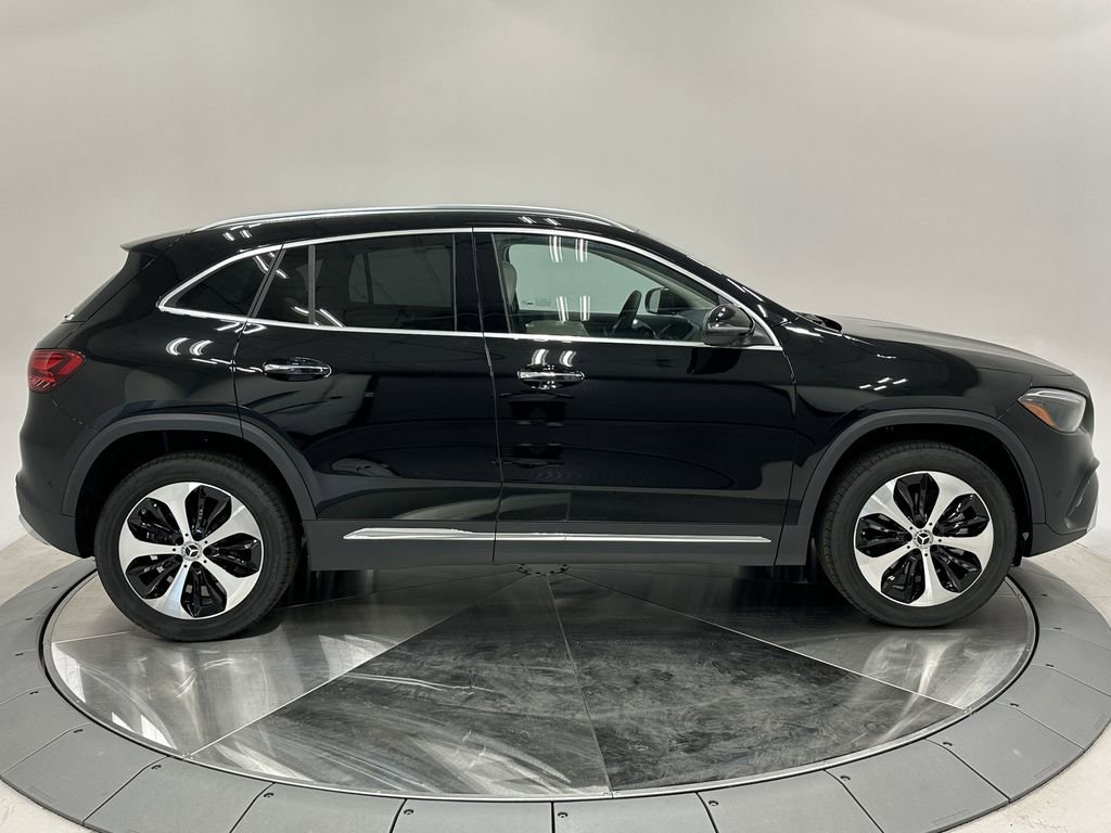 2026 Mercedes Benz GLA 250 4MATIC photo 8