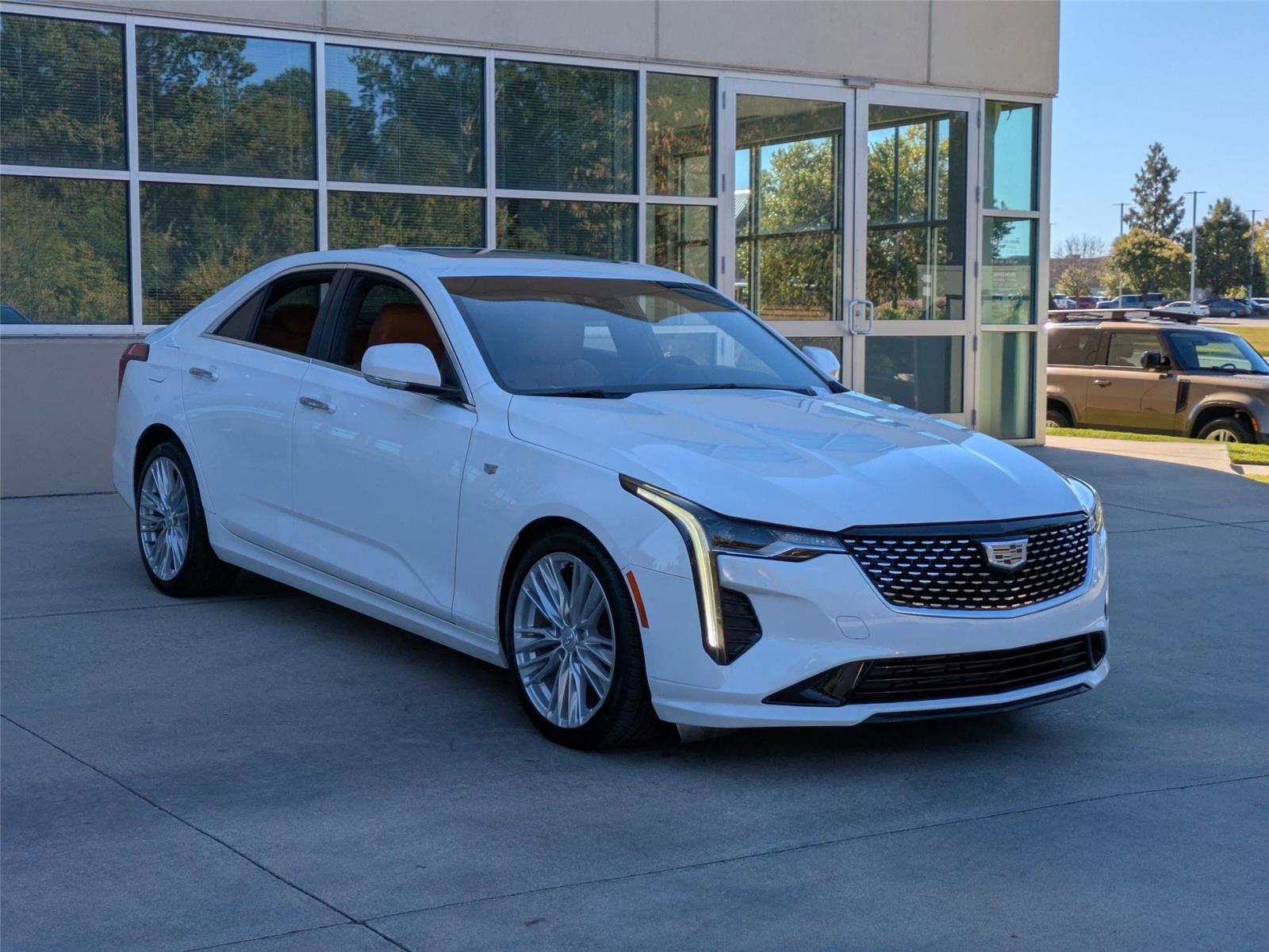 2021 Cadillac CT4 Premium Luxury photo 3