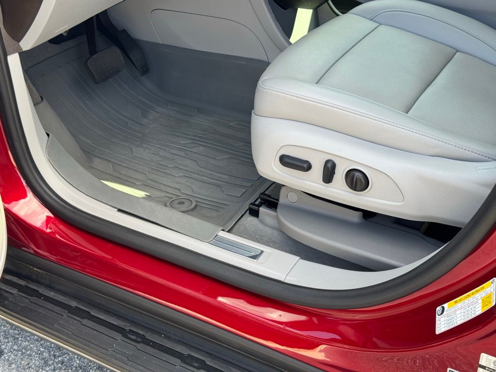 2023 Gmc Acadia SLT photo 23
