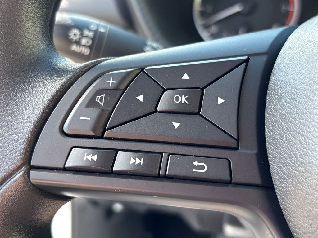 2025 Nissan Sentra S photo 28