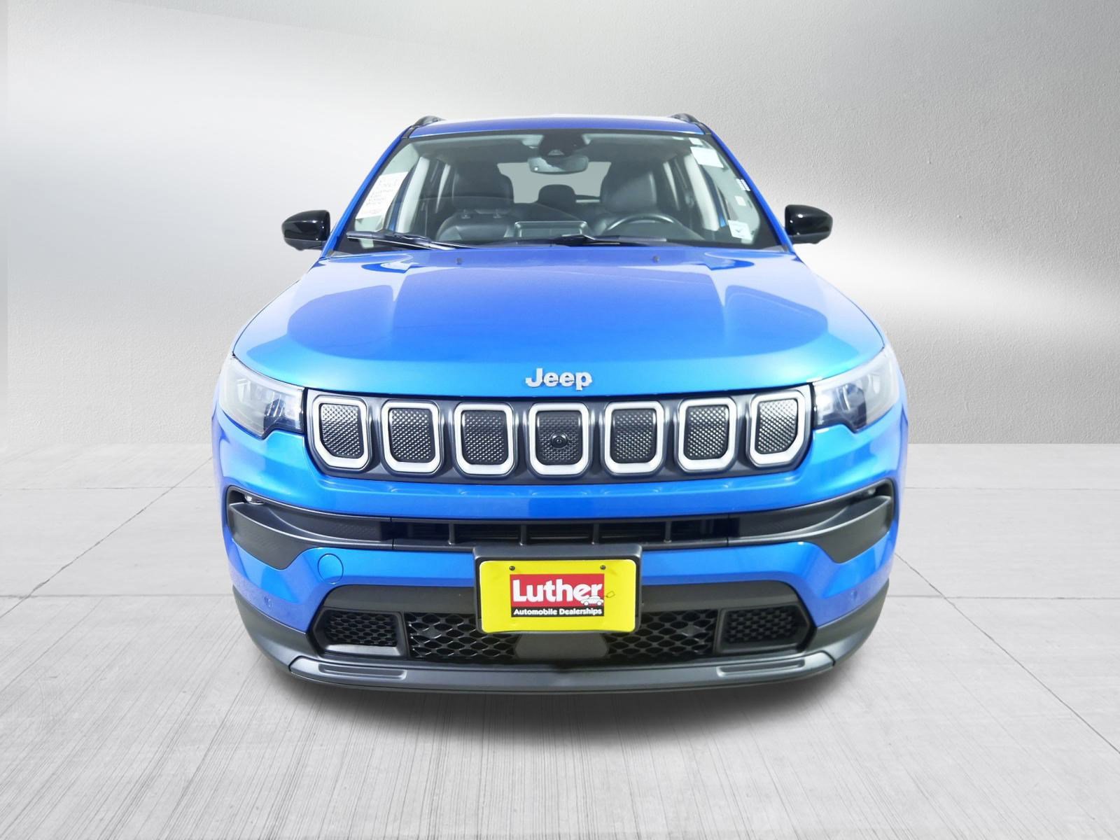 Used 2022 Jeep Compass Latitude with VIN 3C4NJDBB0NT120478 for sale in Brooklyn Center, Minnesota