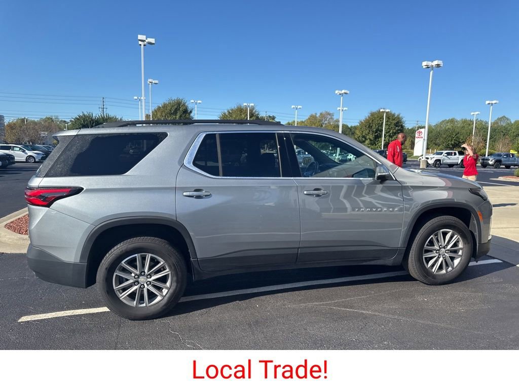 2024 Chevrolet Traverse Cloth photo 3