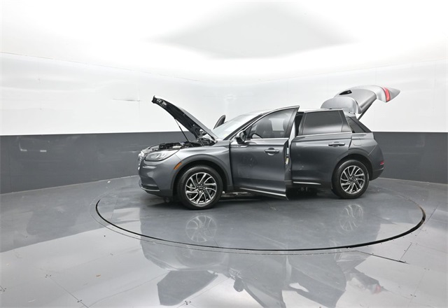 2021 Lincoln Corsair Standard photo 38