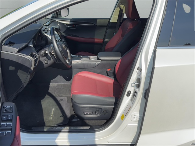 2020 Lexus NX 300h Premium photo 22