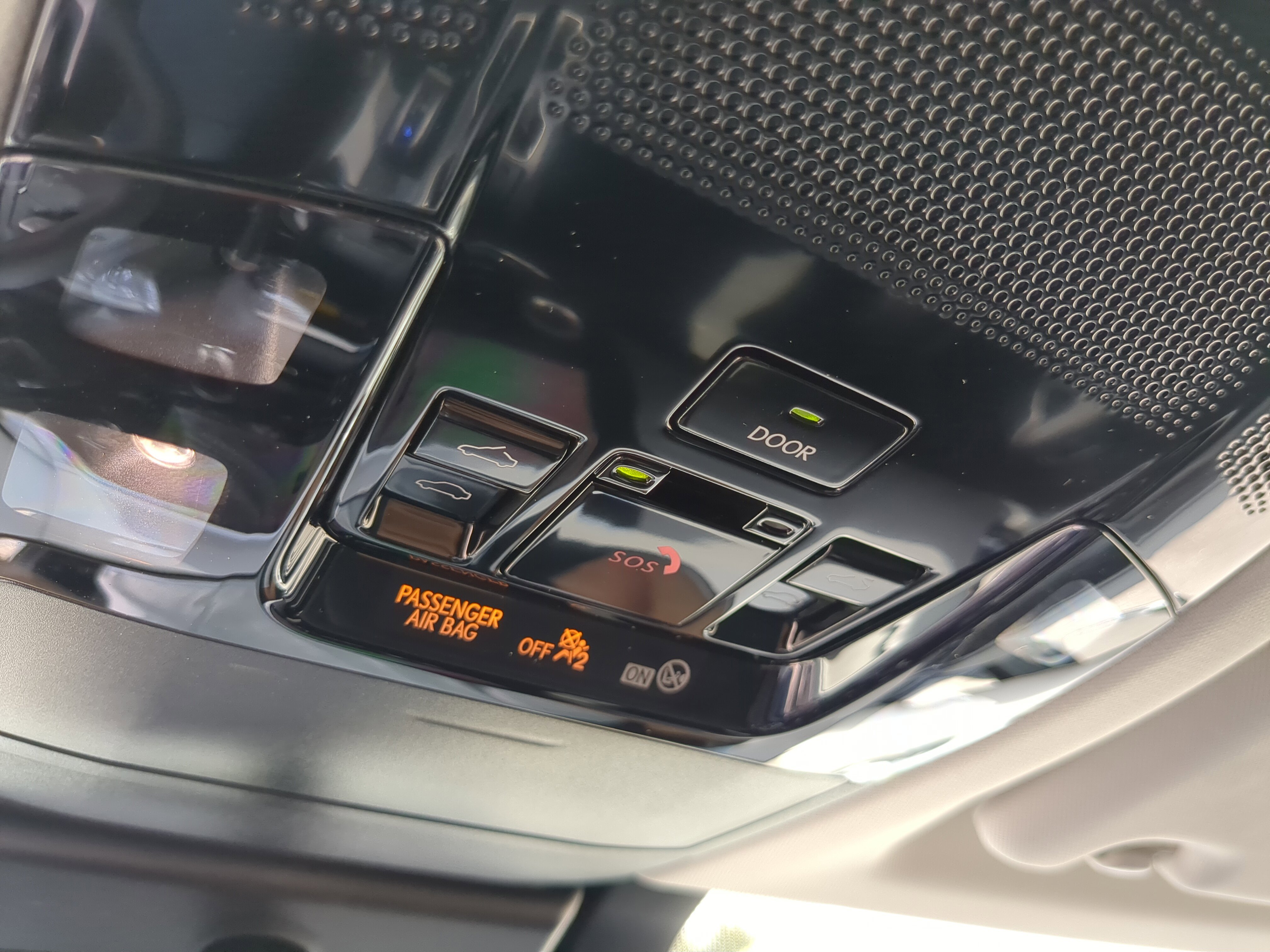 2026 Lexus NX 350 Premium photo 13