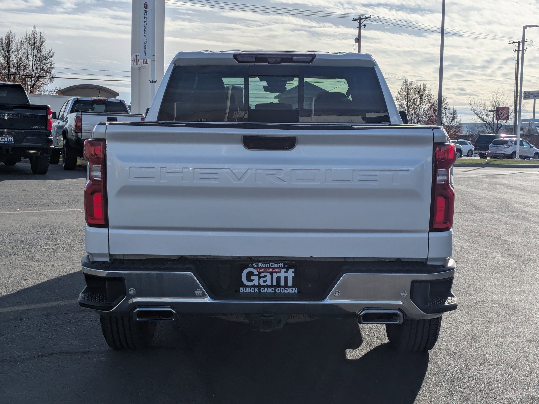 2022 Chevrolet Silverado 1500 LTZ photo 3
