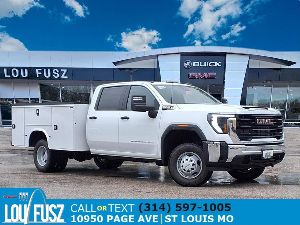 2025 GMC Sierra 3500 Chassis Cab Pro's photo