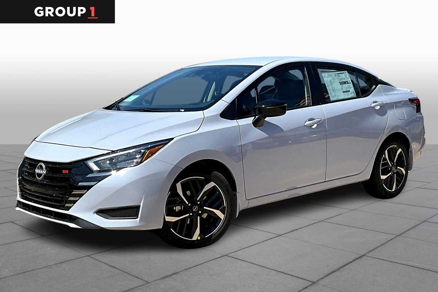 2025 Nissan Versa S photo 4