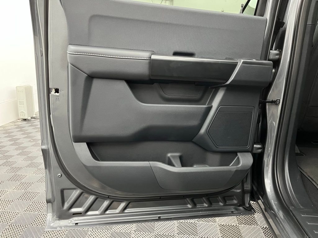2025 Ford F-150 STX photo 10